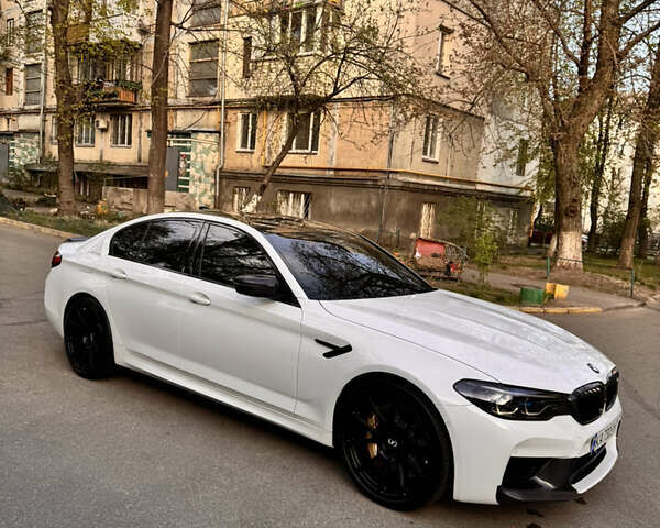 Білий БМВ М5, об'ємом двигуна 4.39 л та пробігом 75 тис. км за 68000 $, фото 4 на Automoto.ua