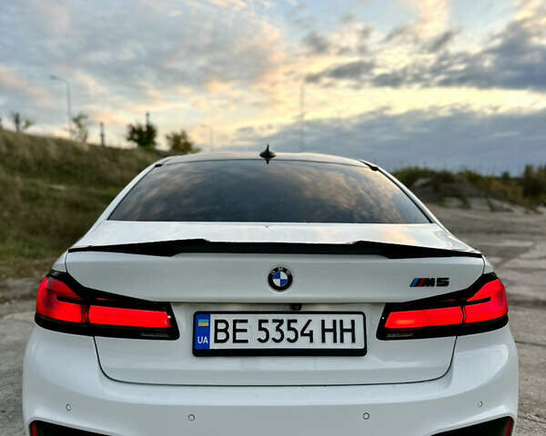 Белый БМВ М5, объемом двигателя 4.39 л и пробегом 31 тыс. км за 55500 $, фото 4 на Automoto.ua