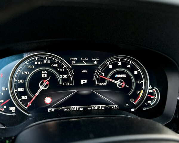 Белый БМВ М5, объемом двигателя 4.39 л и пробегом 31 тыс. км за 55500 $, фото 9 на Automoto.ua