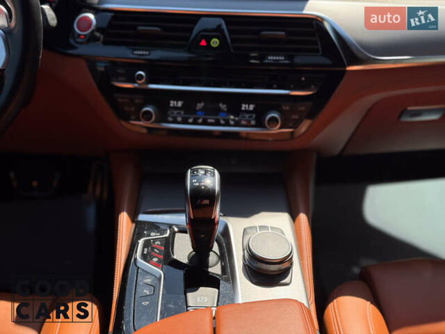 Белый БМВ М5, объемом двигателя 4.39 л и пробегом 87 тыс. км за 69800 $, фото 20 на Automoto.ua