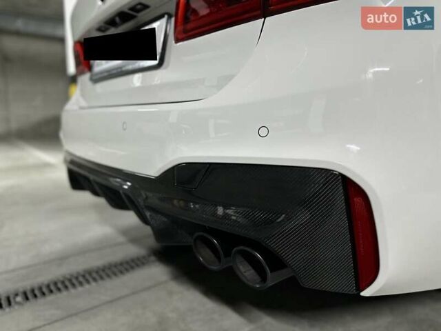 Белый БМВ М5, объемом двигателя 4.4 л и пробегом 23 тыс. км за 67500 $, фото 15 на Automoto.ua