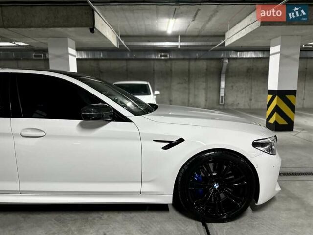 БМВ М5 2019 в Днепре (Днепропетровске) на Automoto.ua Белый БМВ М5, объемом двигателя 4.4 л и пробегом 23 тыс. км за 68500 $, фото 20 на Automoto.ua