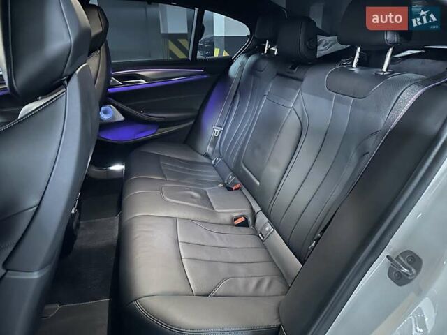 БМВ М5 2019 в Днепре (Днепропетровске) на Automoto.ua Белый БМВ М5, объемом двигателя 4.4 л и пробегом 23 тыс. км за 68500 $, фото 30 на Automoto.ua