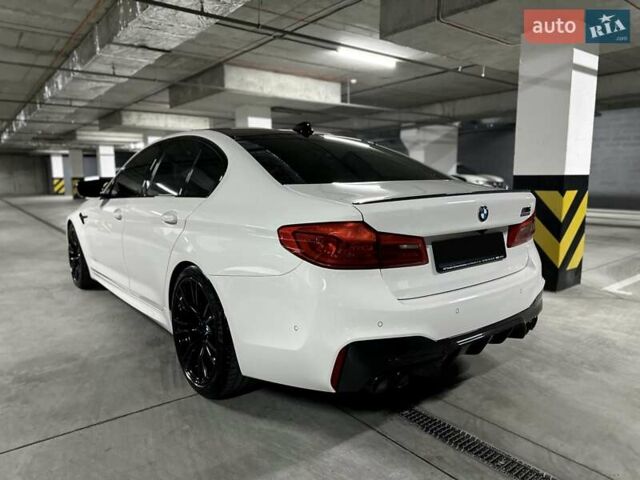 Белый БМВ М5, объемом двигателя 4.4 л и пробегом 23 тыс. км за 66000 $, фото 12 на Automoto.ua