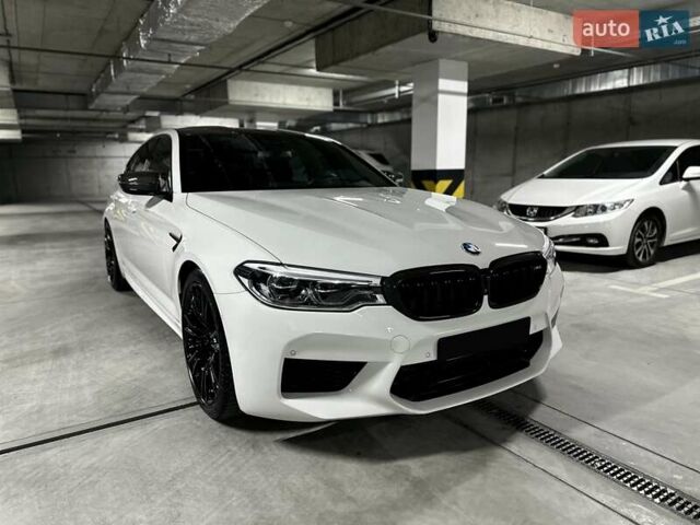 Білий БМВ М5, об'ємом двигуна 4.4 л та пробігом 23 тис. км за 73000 $, фото 22 на Automoto.ua