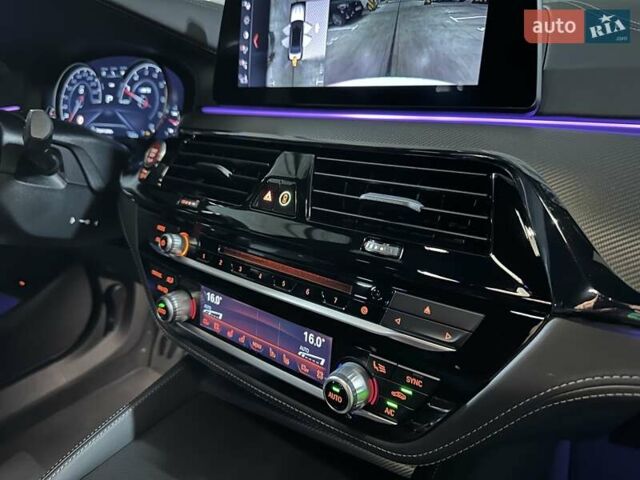 БМВ М5 2019 в Днепре (Днепропетровске) на Automoto.ua Белый БМВ М5, объемом двигателя 4.4 л и пробегом 23 тыс. км за 68500 $, фото 42 на Automoto.ua