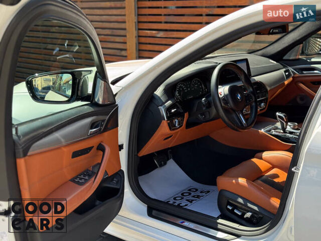 Белый БМВ М5, объемом двигателя 4.39 л и пробегом 87 тыс. км за 69800 $, фото 13 на Automoto.ua