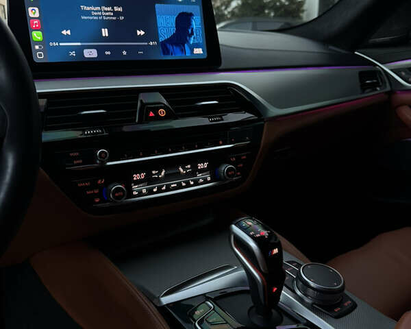 Белый БМВ М5, объемом двигателя 4.4 л и пробегом 64 тыс. км за 83900 $, фото 18 на Automoto.ua