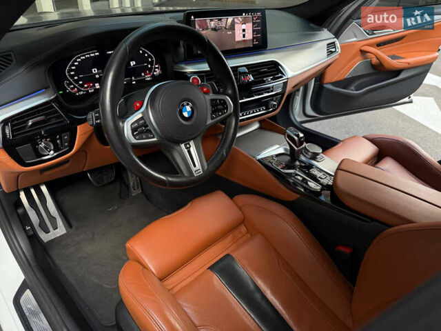 Белый БМВ М5, объемом двигателя 4.4 л и пробегом 63 тыс. км за 85500 $, фото 8 на Automoto.ua