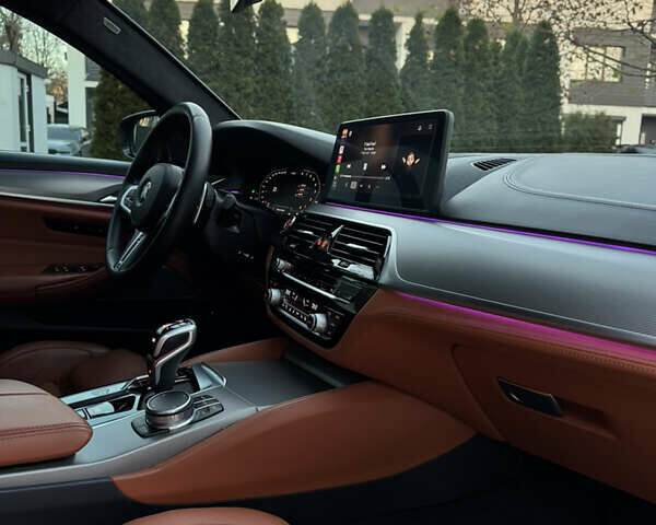 Белый БМВ М5, объемом двигателя 4.4 л и пробегом 64 тыс. км за 83900 $, фото 27 на Automoto.ua