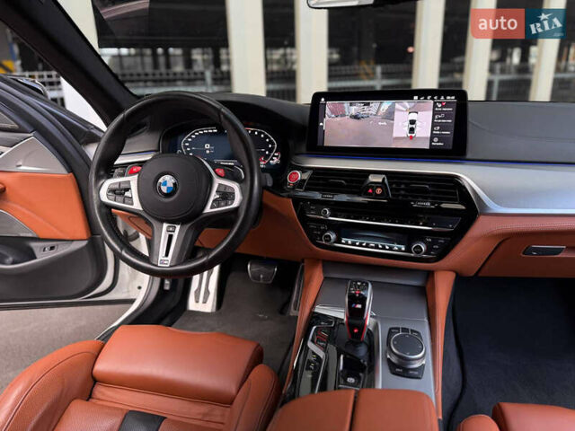 Белый БМВ М5, объемом двигателя 4.4 л и пробегом 63 тыс. км за 85500 $, фото 11 на Automoto.ua