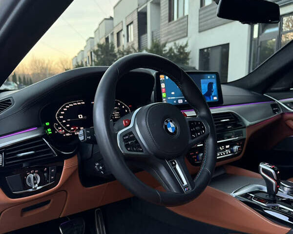 Белый БМВ М5, объемом двигателя 4.4 л и пробегом 64 тыс. км за 83900 $, фото 16 на Automoto.ua