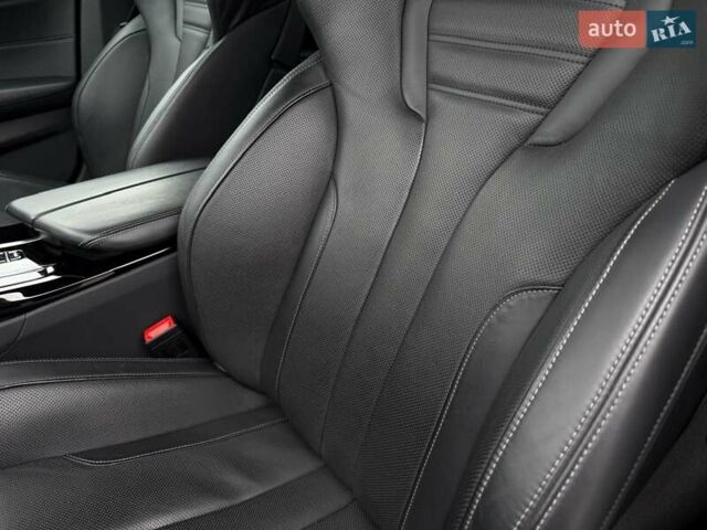 Белый БМВ М5, объемом двигателя 4.39 л и пробегом 53 тыс. км за 96500 $, фото 15 на Automoto.ua