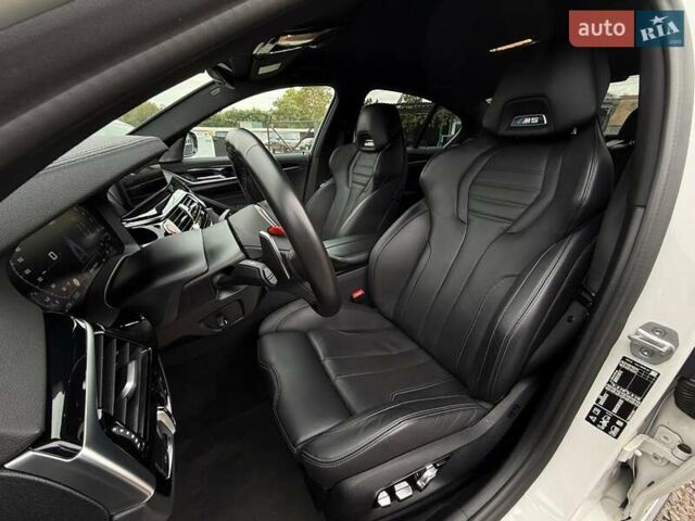 Белый БМВ М5, объемом двигателя 4.39 л и пробегом 53 тыс. км за 96500 $, фото 13 на Automoto.ua