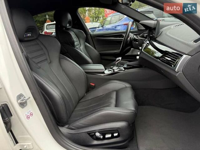 Білий БМВ М5, об'ємом двигуна 4.39 л та пробігом 53 тис. км за 96500 $, фото 45 на Automoto.ua