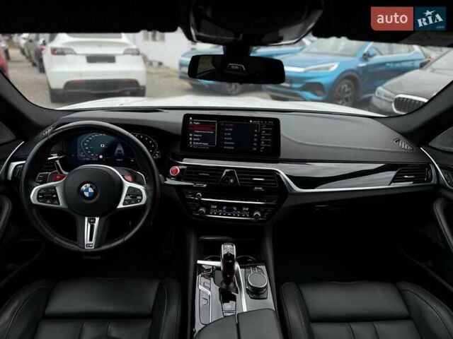 Белый БМВ М5, объемом двигателя 4.39 л и пробегом 53 тыс. км за 96500 $, фото 24 на Automoto.ua