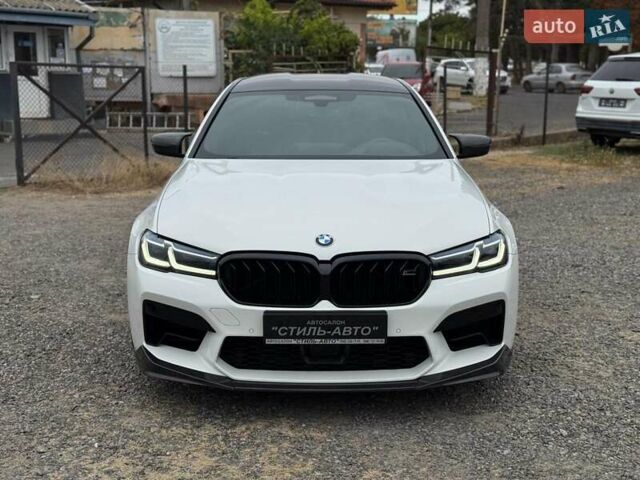 Белый БМВ М5, объемом двигателя 4.39 л и пробегом 53 тыс. км за 96500 $, фото 2 на Automoto.ua