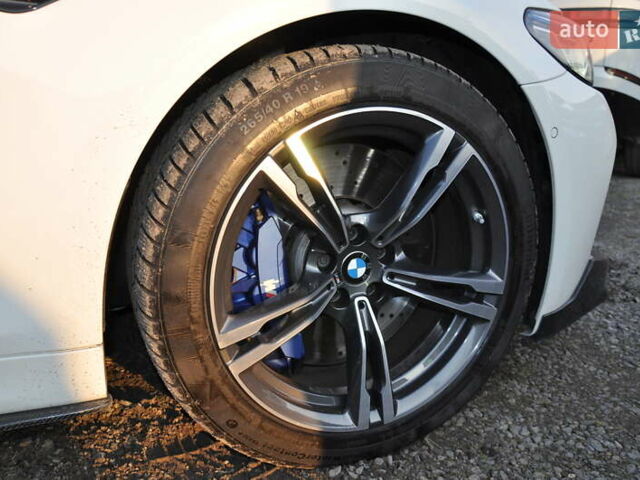 Білий БМВ М5, об'ємом двигуна 4.39 л та пробігом 53 тис. км за 96500 $, фото 60 на Automoto.ua