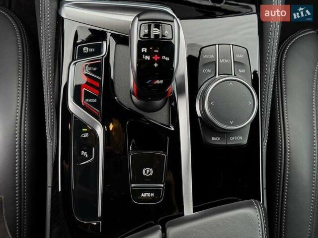 Білий БМВ М5, об'ємом двигуна 4.39 л та пробігом 53 тис. км за 96500 $, фото 26 на Automoto.ua