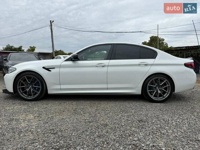 Белый БМВ М5, объемом двигателя 4.39 л и пробегом 53 тыс. км за 96500 $, фото 6 на Automoto.ua