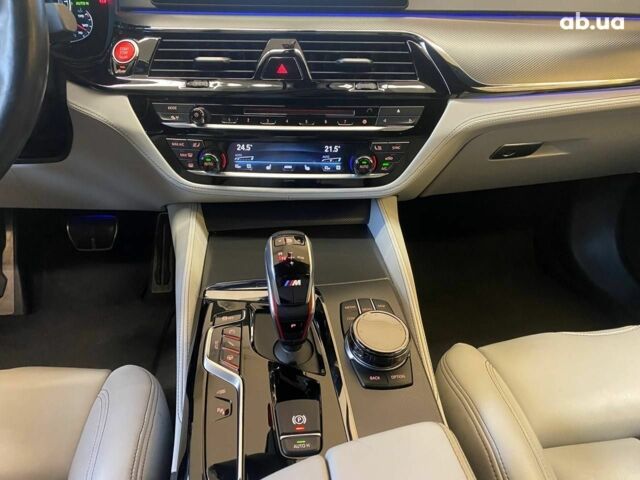 Черный БМВ М5, объемом двигателя 0 л и пробегом 26 тыс. км за 48100 $, фото 15 на Automoto.ua