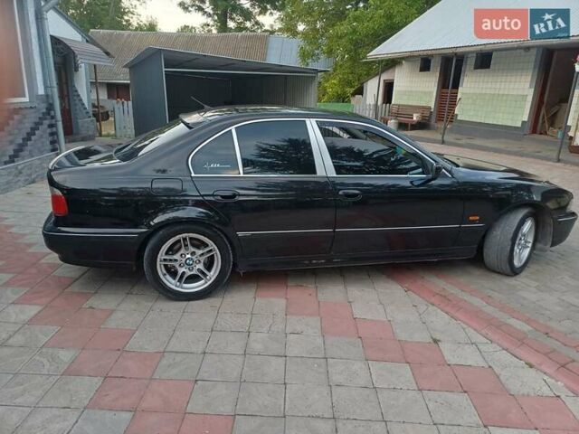 Чорний БМВ М5, об'ємом двигуна 2.5 л та пробігом 340 тис. км за 4600 $, фото 4 на Automoto.ua