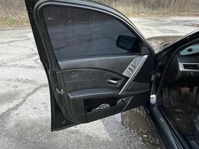 Черный БМВ М5, объемом двигателя 3 л и пробегом 420 тыс. км за 5600 $, фото 5 на Automoto.ua