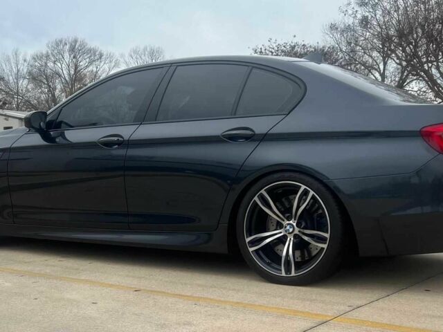 Чорний БМВ М5, об'ємом двигуна 4.44 л та пробігом 134 тис. км за 17000 $, фото 5 на Automoto.ua
