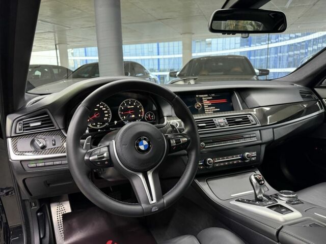 Черный БМВ М5, объемом двигателя 4.4 л и пробегом 85 тыс. км за 45900 $, фото 19 на Automoto.ua