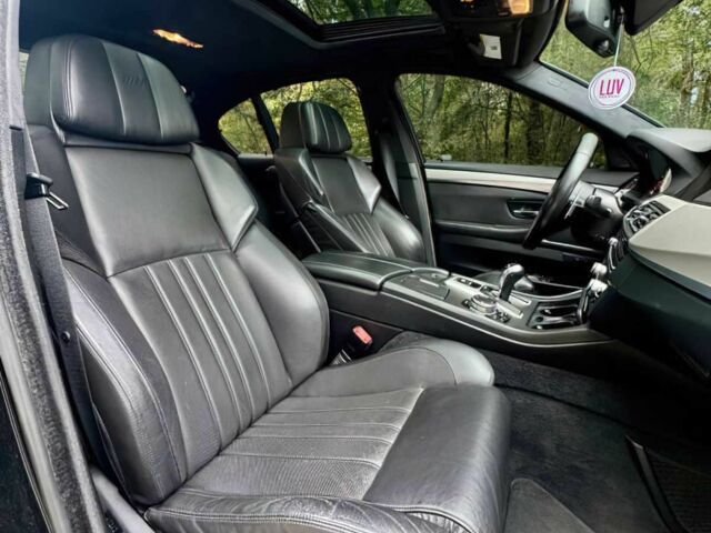 Чорний БМВ М5, об'ємом двигуна 4.4 л та пробігом 70 тис. км за 9500 $, фото 8 на Automoto.ua