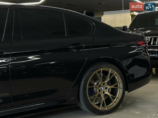 Черный БМВ М5, объемом двигателя 4.4 л и пробегом 148 тыс. км за 59990 $, фото 10 на Automoto.ua