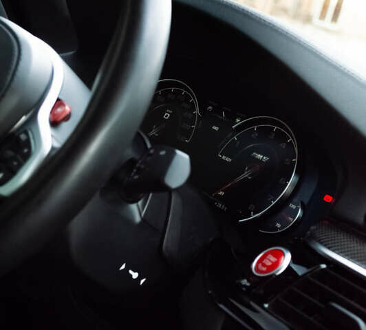 Чорний БМВ М5, об'ємом двигуна 4.39 л та пробігом 34 тис. км за 81000 $, фото 7 на Automoto.ua