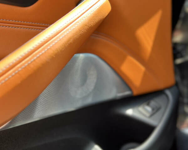 Черный БМВ М5, объемом двигателя 4.39 л и пробегом 60 тыс. км за 65999 $, фото 27 на Automoto.ua