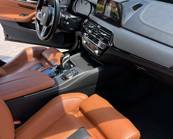 Черный БМВ М5, объемом двигателя 4.39 л и пробегом 60 тыс. км за 65999 $, фото 25 на Automoto.ua