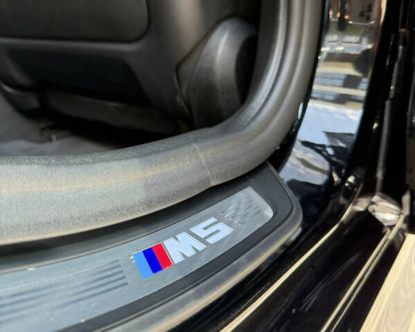 Черный БМВ М5, объемом двигателя 4.39 л и пробегом 63 тыс. км за 60499 $, фото 15 на Automoto.ua