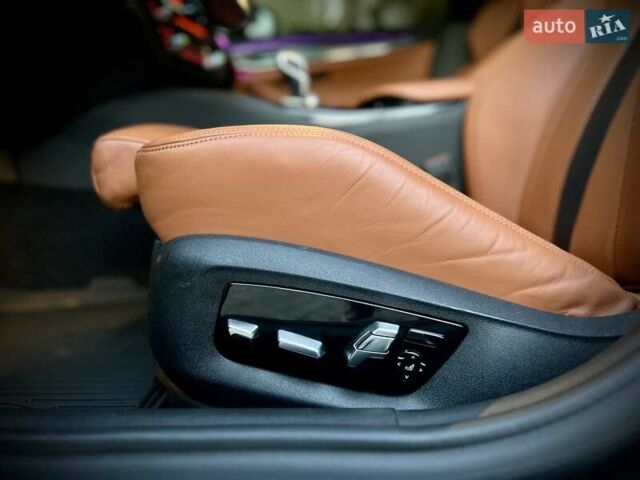 БМВ М5 2019 в Днепре (Днепропетровске) на Automoto.ua Черный БМВ М5, объемом двигателя 4.39 л и пробегом 38 тыс. км за 58000 $, фото 42 на Automoto.ua