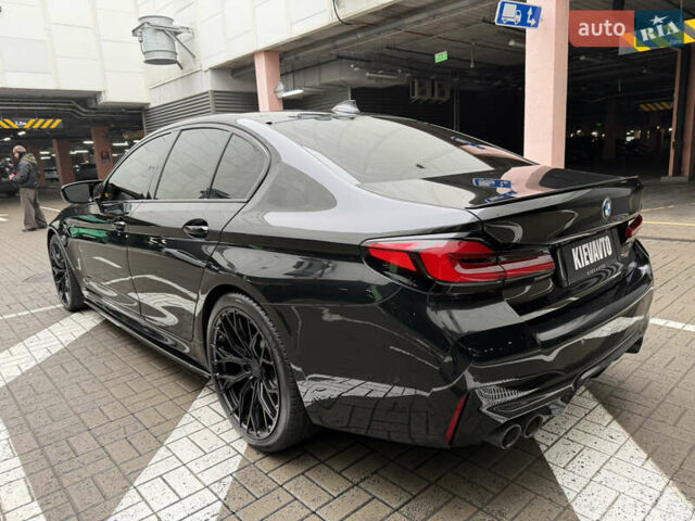 Черный БМВ М5, объемом двигателя 4.4 л и пробегом 63 тыс. км за 75000 $, фото 6 на Automoto.ua