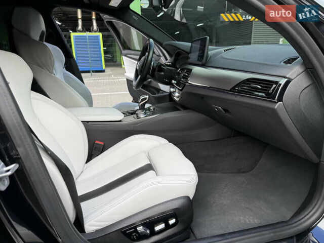 Чорний БМВ М5, об'ємом двигуна 4.4 л та пробігом 62 тис. км за 73000 $, фото 13 на Automoto.ua