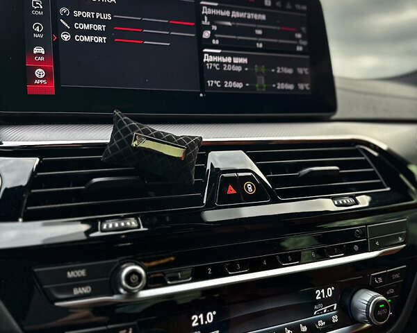 Черный БМВ М5, объемом двигателя 4.39 л и пробегом 79 тыс. км за 88000 $, фото 13 на Automoto.ua