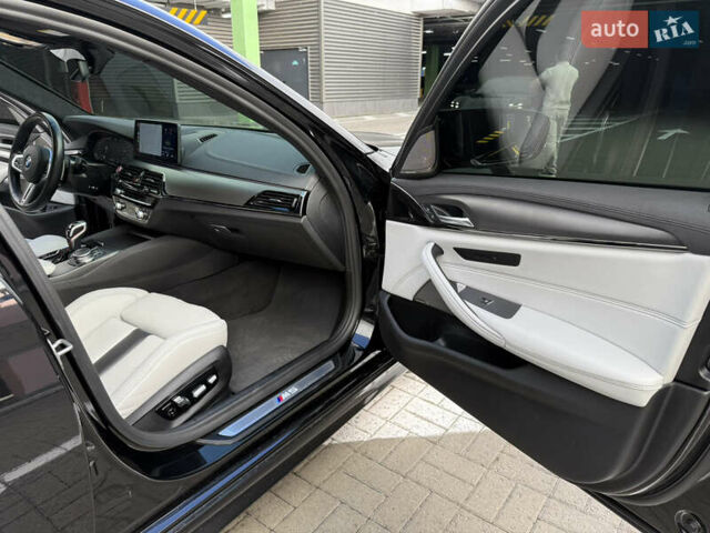 Черный БМВ М5, объемом двигателя 4.4 л и пробегом 63 тыс. км за 75000 $, фото 14 на Automoto.ua