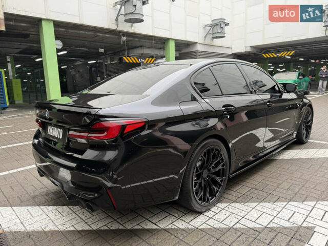 Черный БМВ М5, объемом двигателя 4.4 л и пробегом 63 тыс. км за 75000 $, фото 4 на Automoto.ua