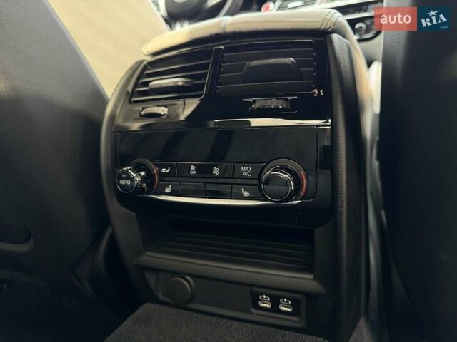 Черный БМВ М5, объемом двигателя 4.39 л и пробегом 13 тыс. км за 110000 $, фото 33 на Automoto.ua