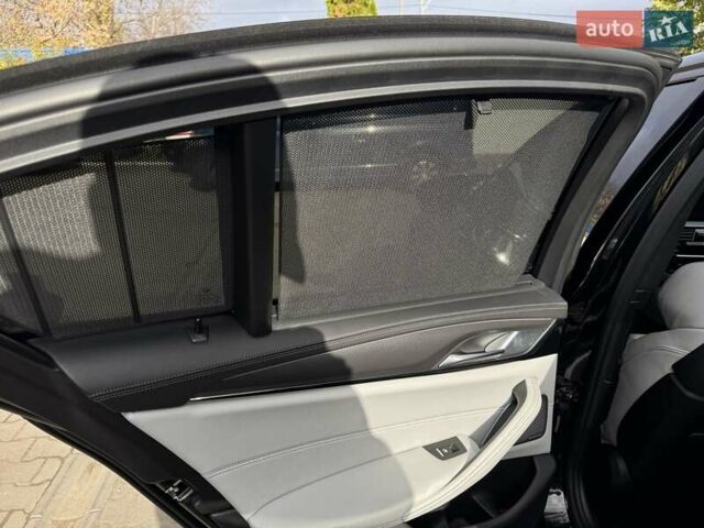 Черный БМВ М5, объемом двигателя 4.39 л и пробегом 13 тыс. км за 110000 $, фото 34 на Automoto.ua