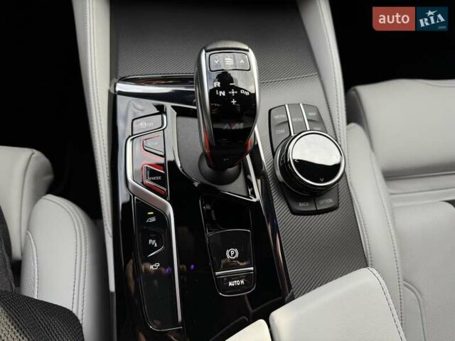 Черный БМВ М5, объемом двигателя 4.39 л и пробегом 13 тыс. км за 110000 $, фото 26 на Automoto.ua