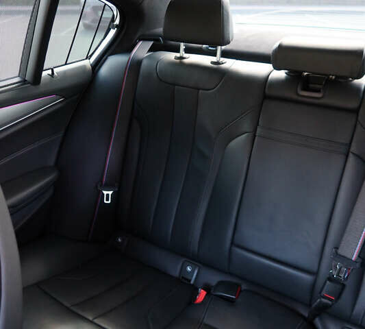 Чорний БМВ М5, об'ємом двигуна 4.39 л та пробігом 32 тис. км за 107000 $, фото 46 на Automoto.ua