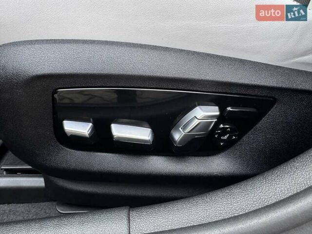 Черный БМВ М5, объемом двигателя 4.39 л и пробегом 13 тыс. км за 110000 $, фото 18 на Automoto.ua