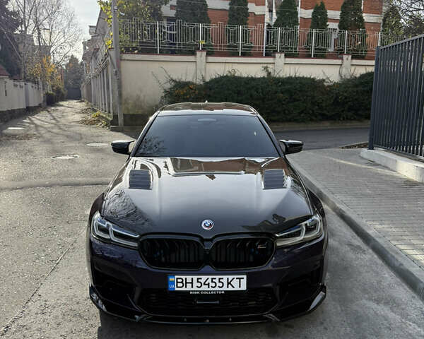 Фиолетовый БМВ М5, объемом двигателя 4.39 л и пробегом 31 тыс. км за 113000 $, фото 1 на Automoto.ua