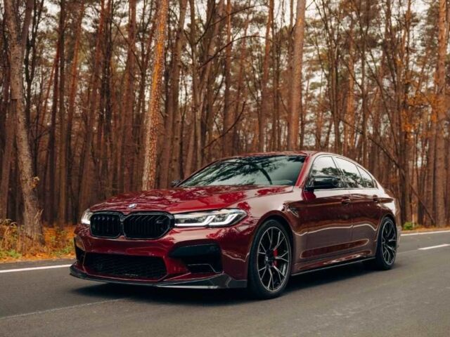 Красный БМВ М5, объемом двигателя 4.4 л и пробегом 73 тыс. км за 80000 $, фото 1 на Automoto.ua