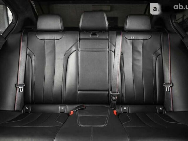 БМВ М5, объемом двигателя 4.4 л и пробегом 15 тыс. км за 124000 $, фото 8 на Automoto.ua