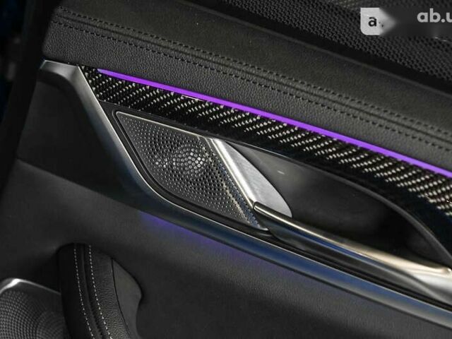 БМВ М5, объемом двигателя 4.4 л и пробегом 15 тыс. км за 124000 $, фото 12 на Automoto.ua